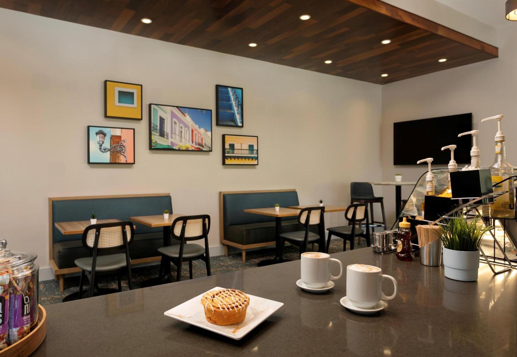 Hyatt Place San Juan Bagian luar foto