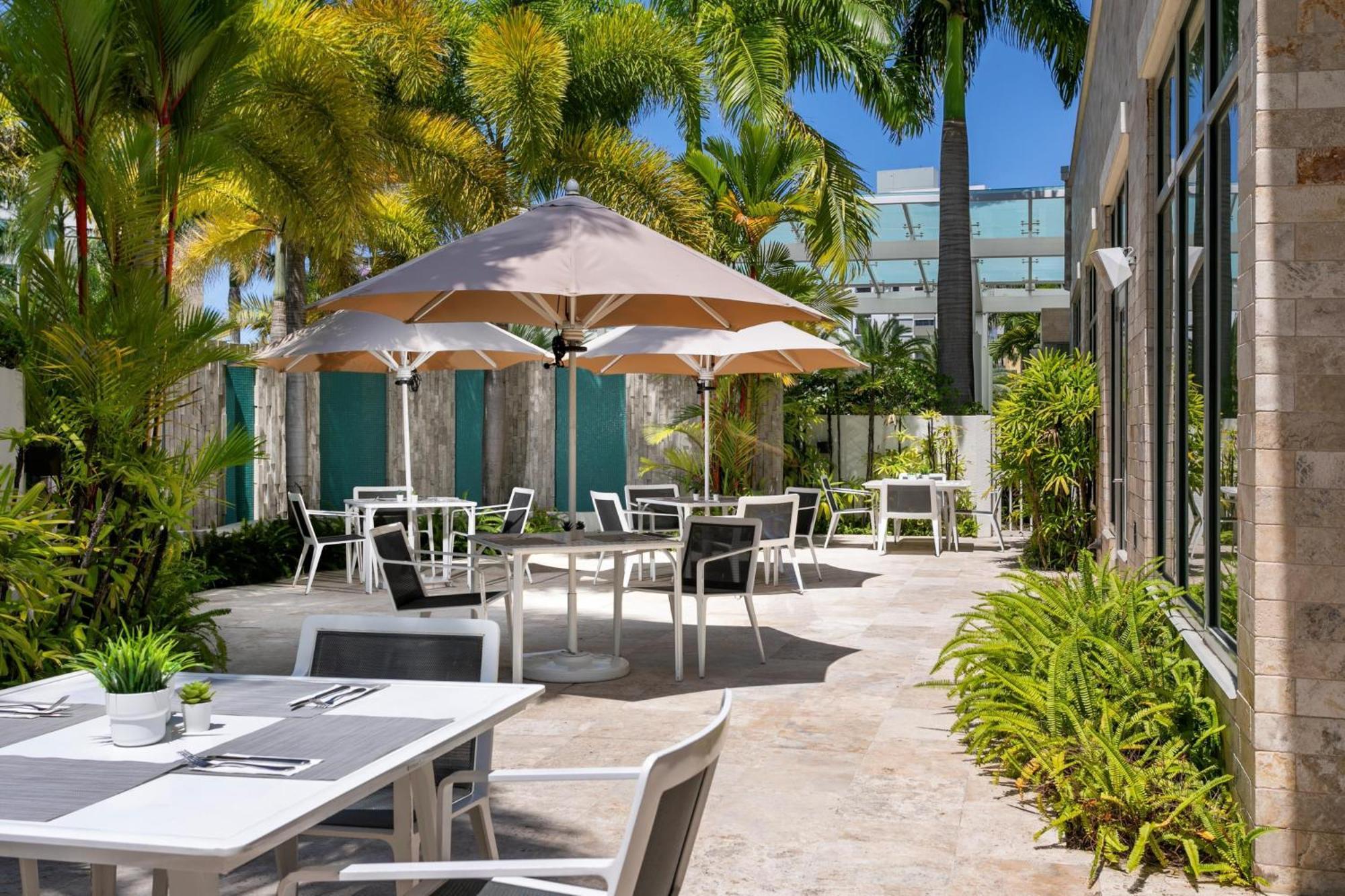 Hyatt Place San Juan Bagian luar foto